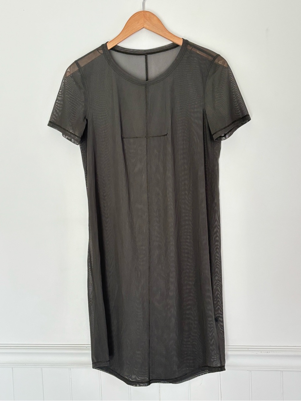 Lululemon Ready To Reach Dress Mesh Green Size 6 no lining -athleisure swim